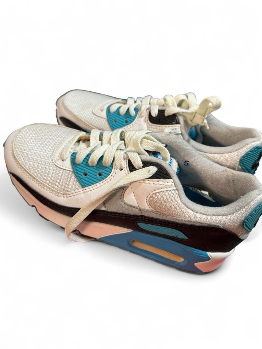 Nike Women’s White Blue Pink Colorblock Sneakers